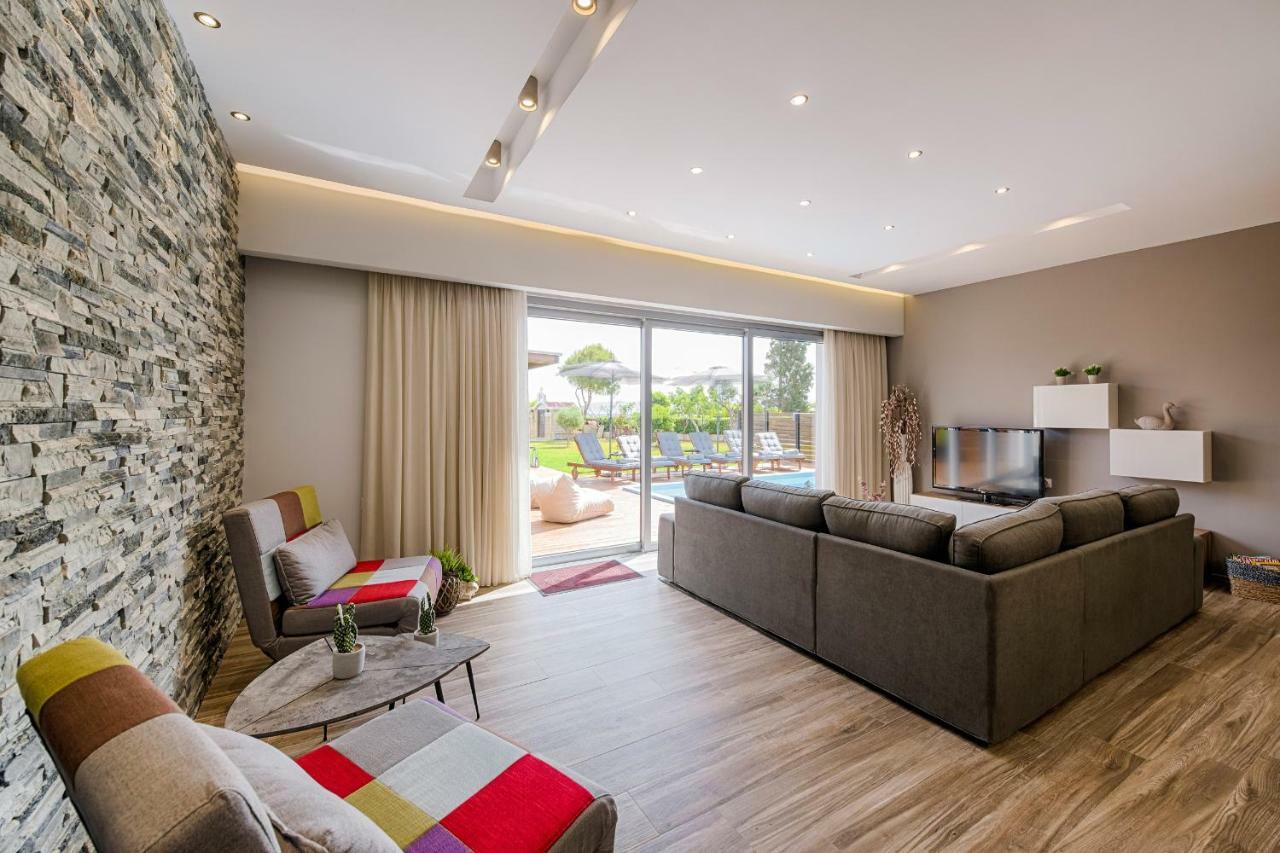 Nastazia Luxury Beach House Ialysos  Esterno foto